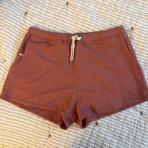 Women’s Vuori Bayview Thermal Shorts - Rosewood - Size Medium - NWT